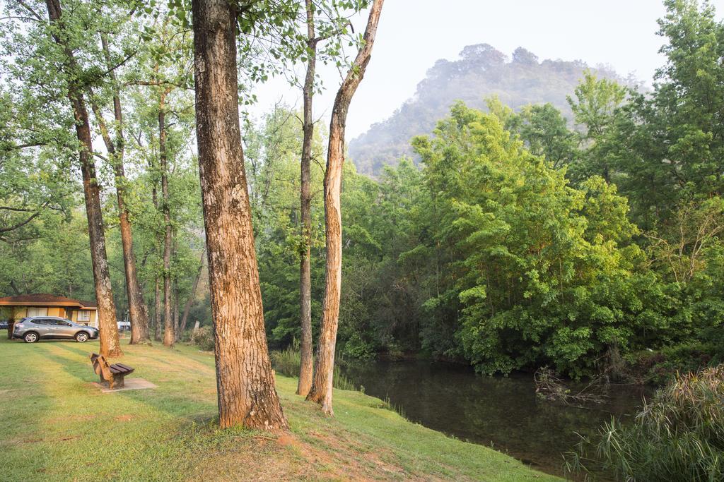 Merry Pebbles Resort Sabie Ngoại thất bức ảnh