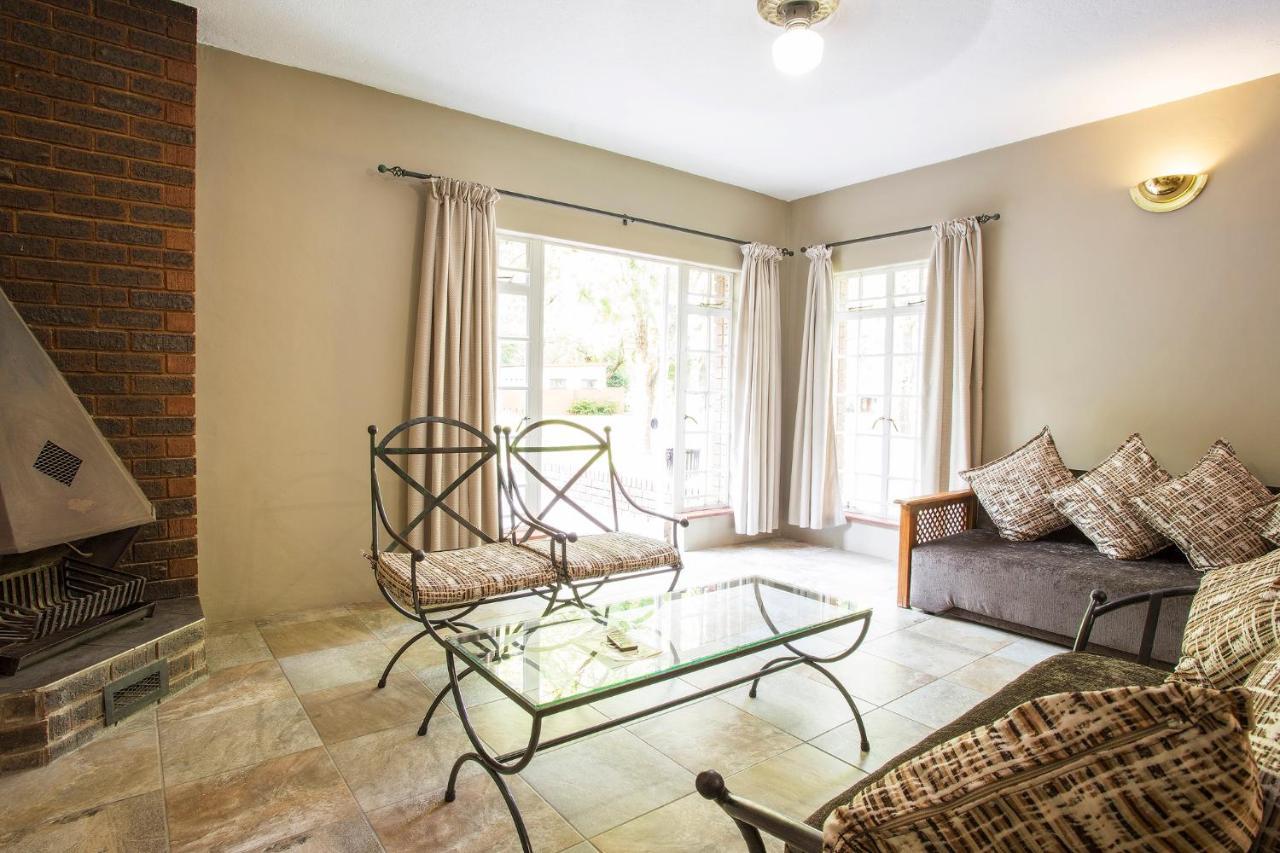 Merry Pebbles Resort Sabie Ngoại thất bức ảnh